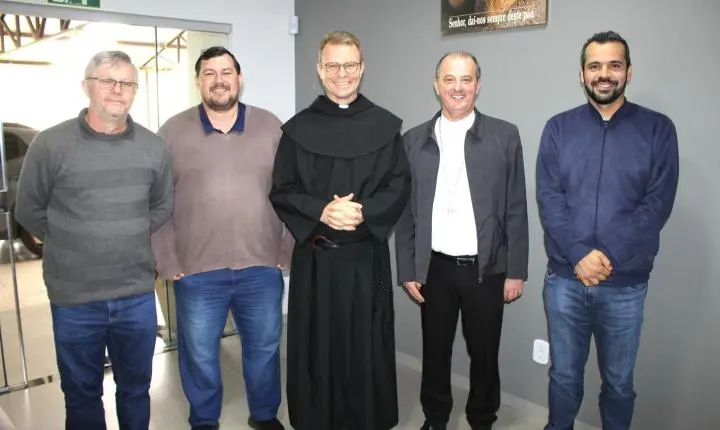 Dom Edgar recebe a visita canônica do Prior Geral da Ordem dos Agostinianos Descalços