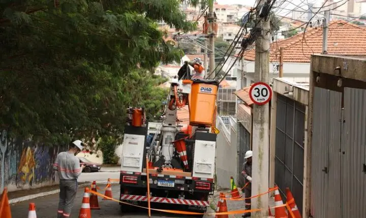 Enel anuncia R$ 10 bi em investimentos com foco em rede subterrânea