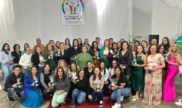 Gestão pública de CDS promoveu Jantar Especial para professores e servidores das escolas