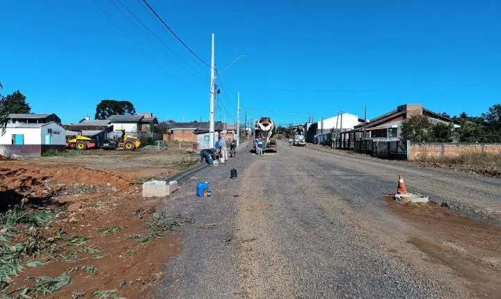 Investimentos em asfalto seguem avançando, Rua José Fortunato será contemplada 