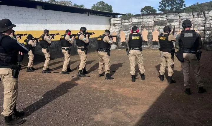 PMPR capacita efetivo da 12ª CIPM para uso das novas carabinas americanas Daniel Defense