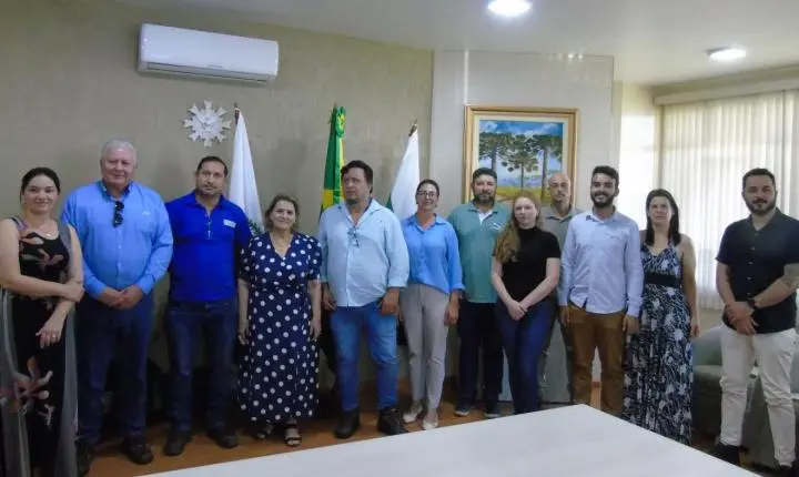 Prefeita Dona Maria recebeu equipe técnica doProjeto Graúna para apresentação de empreendimento energético