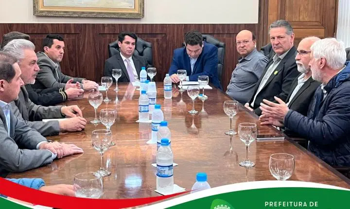 Prefeito Daniel Lângaro participa de reunião na Assembleia Legislativa em defesa da sustentabilidade e valorização ambiental dos municípiosPrefeito Daniel Lângaro participa de reunião na Assembleia Le