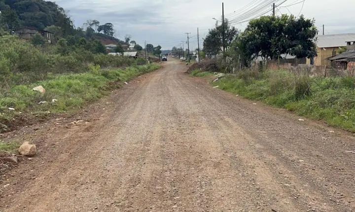 Prefeito e vice divulgam que serão investidos R$ 12 milhões para asfaltar as ruas de terra em Palmas
