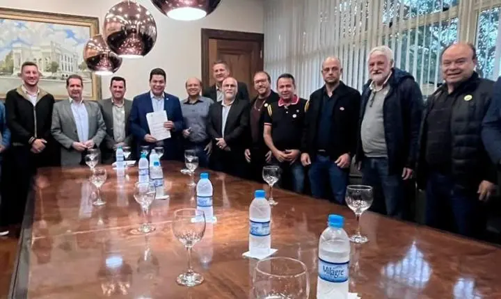 Prefeito Langaro participa de reunião na Assembleia Legislativa em defesa da sustentabilidade e valorização ambiental dos municípios
