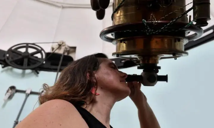 Produção científica brasileira volta a crescer em 2024