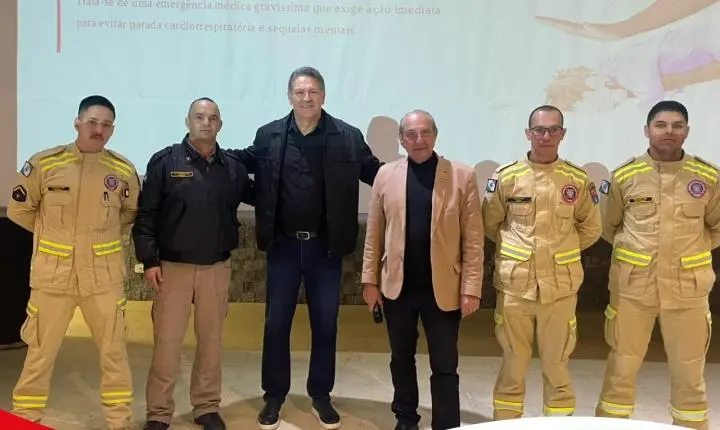Professores e colaboradores da rede municipal participam de capacitação sobre a Lei Lucas promovida pelo Corpo de Bombeiros em Palmas