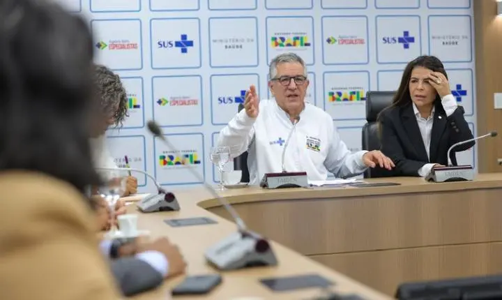 Saúde anuncia compra de 2,8 milhão de doses contra vírus sincicial 