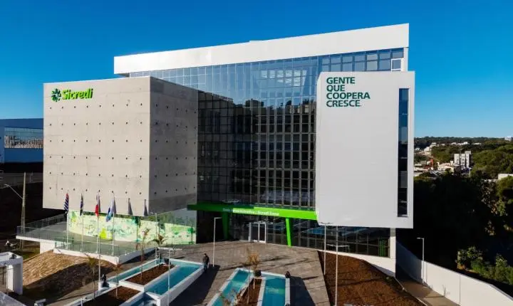 Sicredi Soma alcança a marca histórica de 600 colaboradores e reforça crescimento sustentável 
