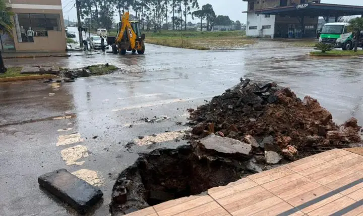 Tubulação da Av Araucária passou por manutenção!